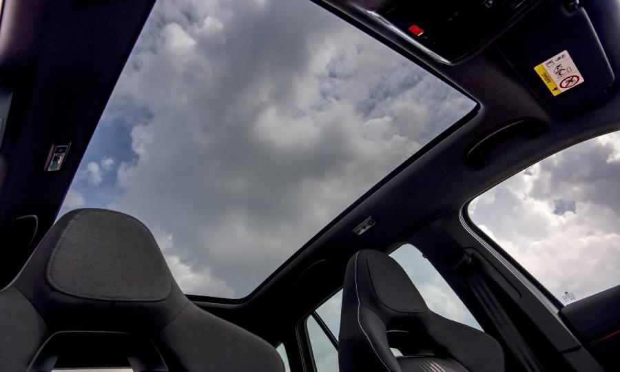 Интерьер Skoda Scala Monte Carlo 2020 года  (UK) (фото 18 из 31)